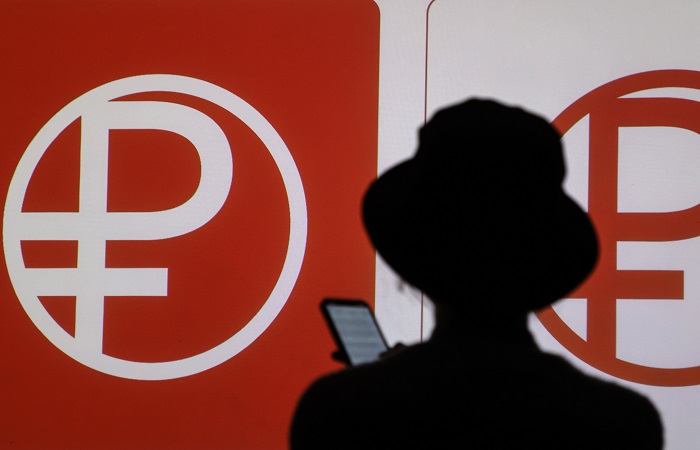 Рубль стабилен относительно доллара и юаня на фоне отсутствия ярких стимулов к движению