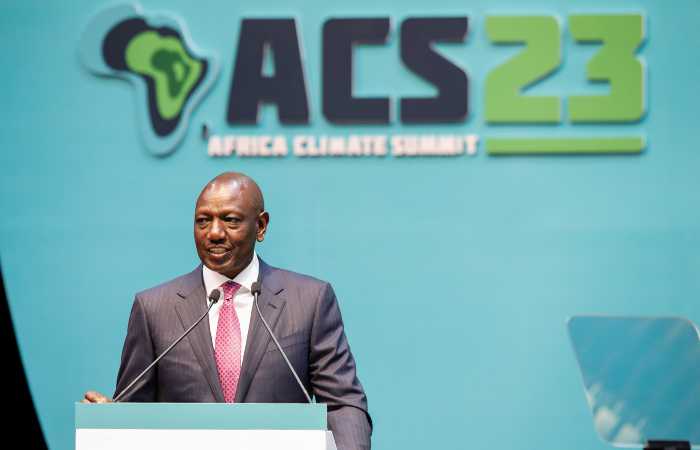 Президент Кении заявил, что виновные в загрязнении должны платить углеродный налог