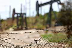 Нефть Brent подешевела до $90,3 за баррель