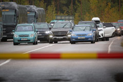 Финляндия не намерена запрещать въезд в страну машинам с российскими номерами