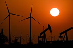 Цена нефти WTI поднялась выше $90 за баррель впервые с ноября