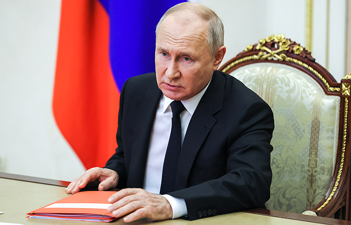 Путин ждет от Минэнерго предложений по стабилизации рынка нефтепродуктов