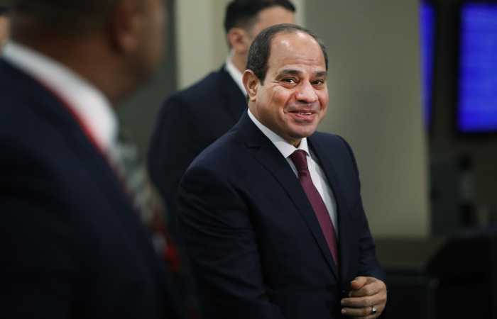 Президент Египта решил баллотироваться на третий срок
