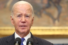 Байден обсудил с Аббасом вооруженный конфликт между Израилем и ХАМАС