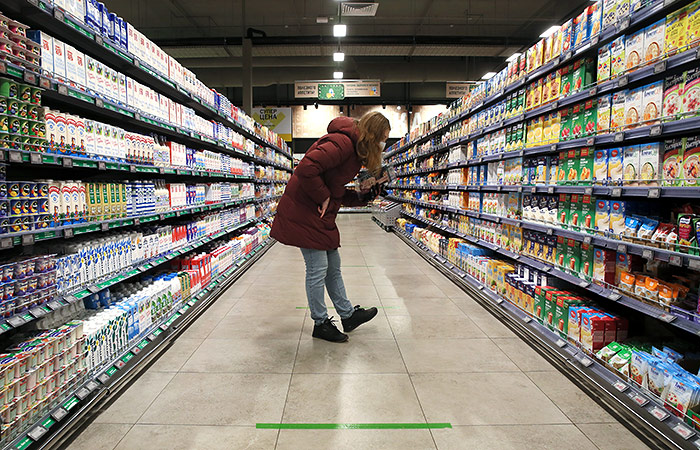 Опрошенные ЦБ аналитики повысили прогноз по инфляции в РФ на 2023 год