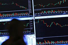 ЦБ предупредил инвесторов о рисках при вложении в бумаги квазироссийских компаний