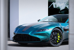 Aston Martin сократил доналоговый убыток в III квартале вдвое