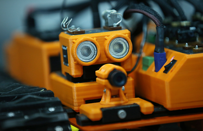 Минцифры изменит квоту на бюджетные места IT-специальностей по робототехнике и радиоэлектронике