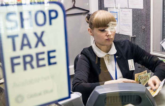 Минпромторг предложил продлить эксперимент по tax free еще на год