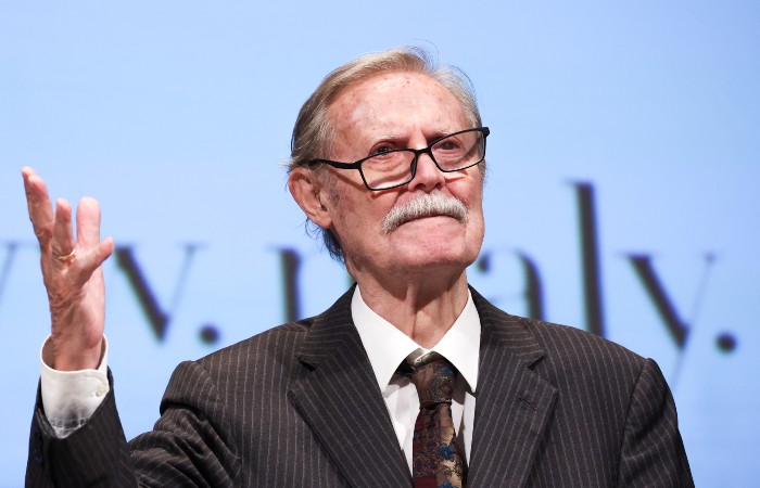 Художественного руководителя Малого театра Юрия Соломина госпитализировали