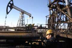 Минэнерго США повысило прогноз добычи нефти и ЖУВ в РФ в 2023 г. на 100 тыс. б/с