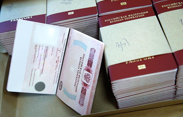 Дума одобрила во II чтении повышение пошлины за выдачу загранпаспорта на 20%