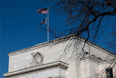 Глава ФРС заявил о готовности снова поднять ставки, если это станет необходимым