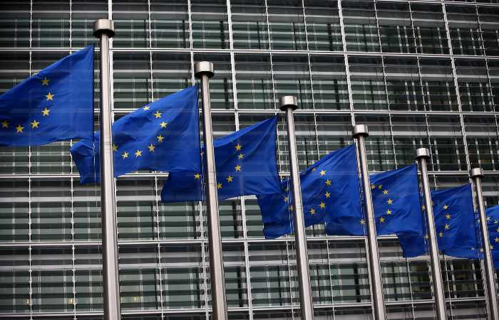 Министры обороны стран ЕС во вторник обсудят поддержку Украины