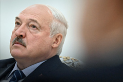 Лукашенко заявил о масштабной коррупции при экспорте молочной продукции в Россию