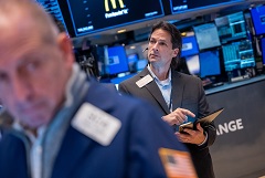 Индексы США выросли на статданных