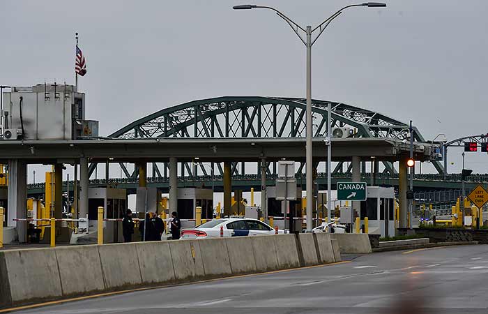 ФБР не нашло признаков теракта во взрыве Bentley на мосту через Ниагару