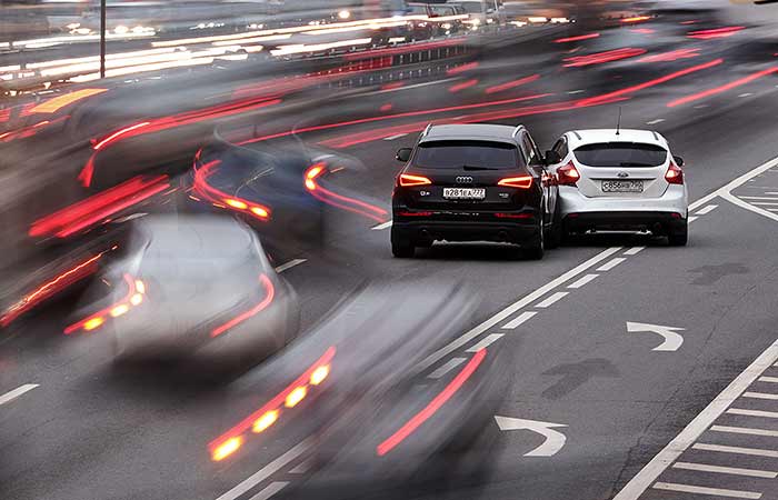 Средняя выплата по ОСАГО в октябре впервые превысила 100 тыс. рублей