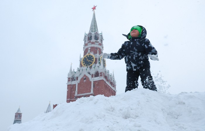 В Москве рекомендовали использовать городской транспорт из-за снегопада