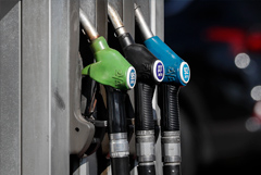 Росстат отметил снижение цен на бензин за неделю на 0,23%