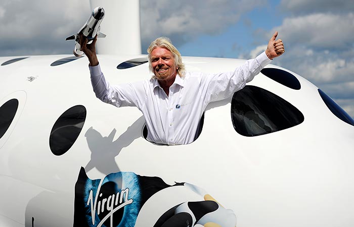 Акции Virgin Galactic дешевеют на отказе Брэнсона инвестировать в компанию