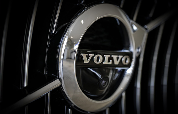   Volvo   14   
