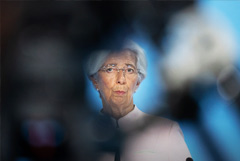 Лагард заявила, что ЕЦБ пока не обсуждает снижение процентных ставок