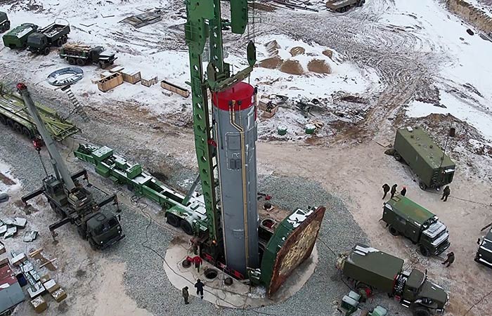 На боевое дежурство до конца года поставят 15 комплексов "Ярс" и "Авангард"