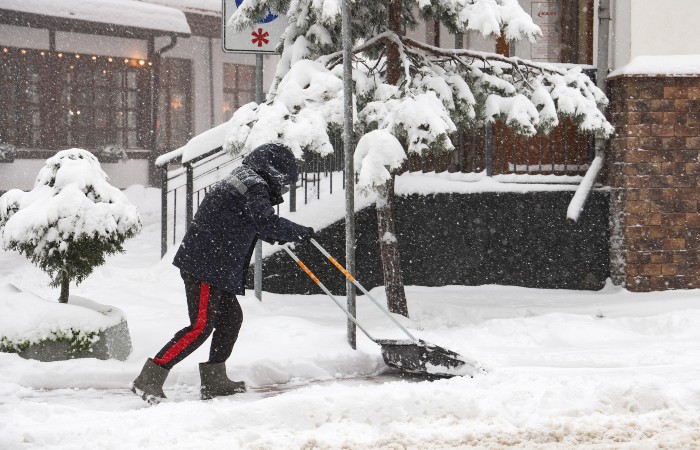 Около 12 тысяч сочинцев остались без света из-за урагана