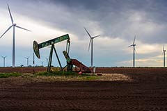 Цены на нефть усилили снижение, Brent торгуется у $80,7 за баррель