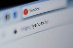 Власти Латвии закрыли доступ к связанным с "Яндексом" сайтам