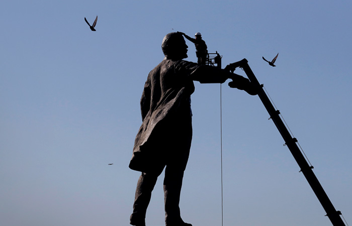 Опрос показал положительное отношение к Ленину половины россиян