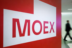 Рынок акций РФ открылся ростом индексов РТС и МосБиржи на 0,1-0,3%