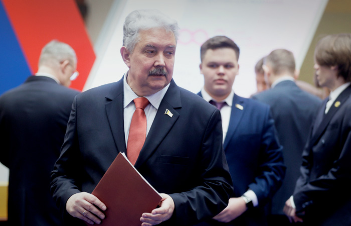 Сергей Бабурин снялся с президентских выборов