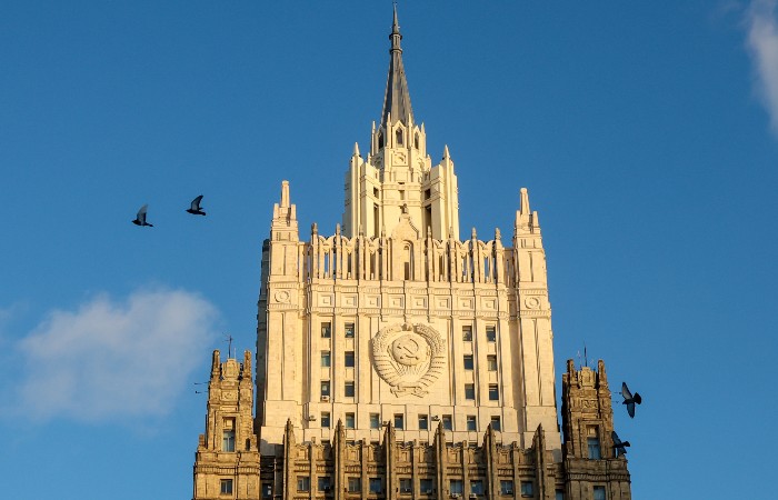 МИД РФ заявил, что Россия осуждает удары США по Сирии и Ираку