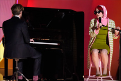 В Лос-Анджелесе вручили премии "Грэмми"