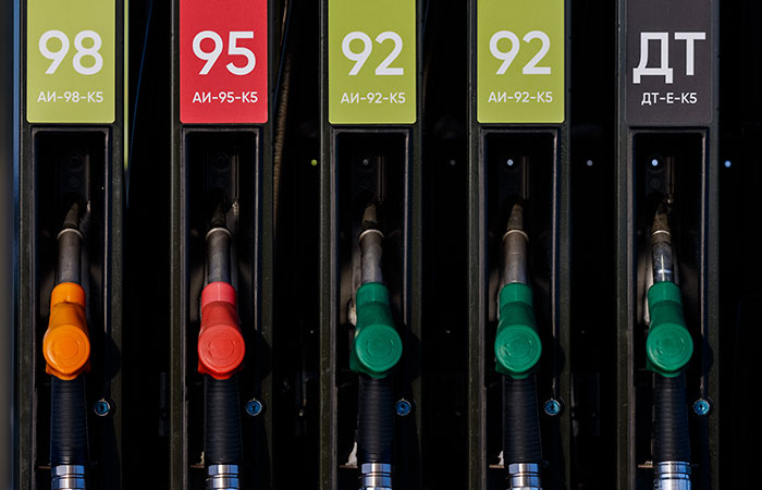 Минэнерго указало на необоснованное подорожание топлива из-за роботов на бирже