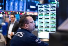 Фондовый рынок США в среду вырос, Dow Jones и S&P 500 обновили рекорды