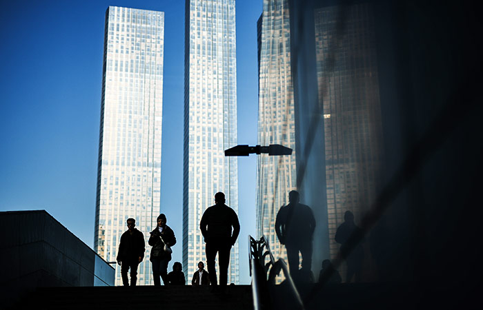 Безработица по итогам 2023 года снизилась почти по всей России