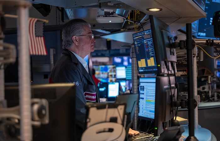 Уолл-стрит не показала единой динамики в пятницу