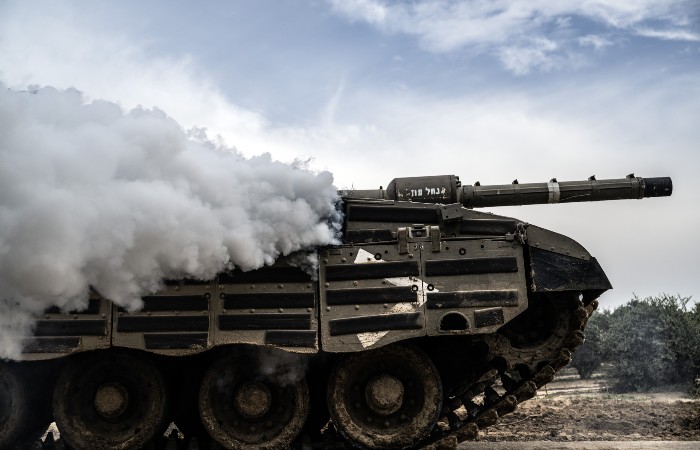 Израиль обстрелял позиции "Хезболлы" на юге Ливана