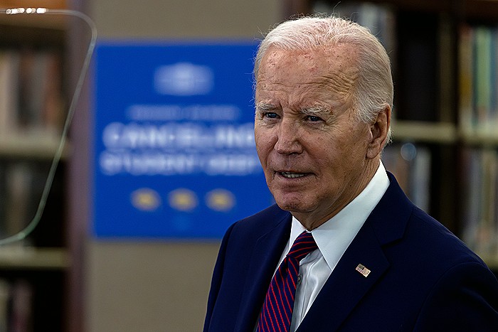 Байден объявил о новых санкциях в отношении РФ