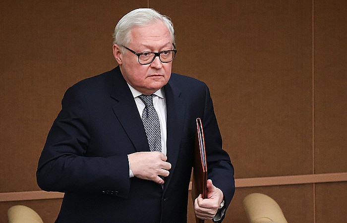Рябков заявил, что Россия не планирует выходить из Договора по космосу