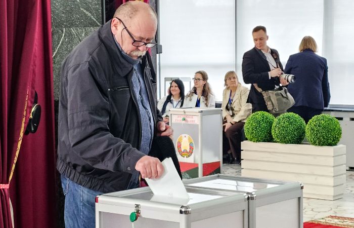 Явка на выборах в Белоруссии составила 72,98%