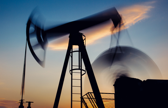 Число нефтегазовых буровых в мире в феврале выросло 2-й месяц за счет Канады