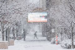 Снежная буря обрушилась на Калифорнию и Неваду