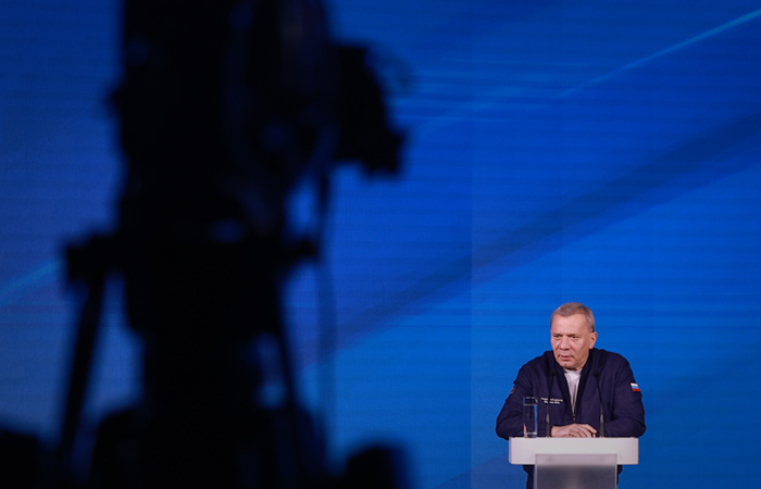 Глава "Роскосмоса" высказался против размещения ядерного оружия в космосе