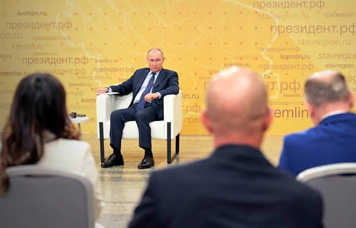 Путин поддержал предложение о создании зерновой биржи БРИКС