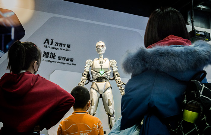 Европарламент одобрил первый в мире закон о запрете неприемлемого использования ИИ