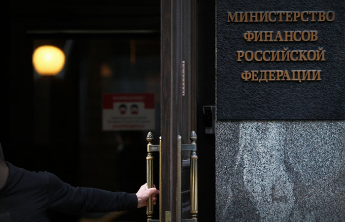 Минфин РФ допустил обмен акций, заблокированных из-за санкций против СПБ биржи